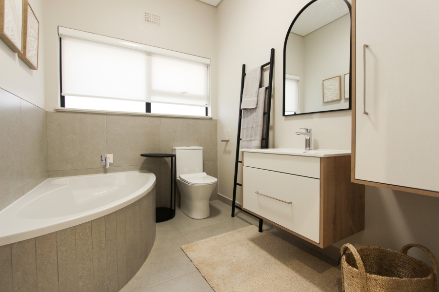 To Let 2 Bedroom Property for Rent in Van Der Hoff Park North West